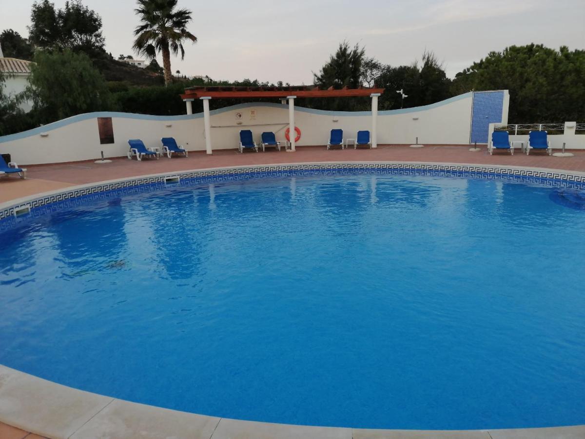 Komfortables Town House In Traumhafter Lage Budens Exterior foto